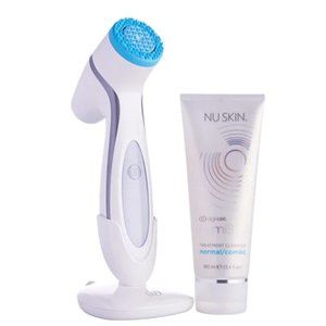 NuSkin ageLOC® LumiSpa® + Normal/Combo/Sensitive/Dry Cleanser (LMK which one)